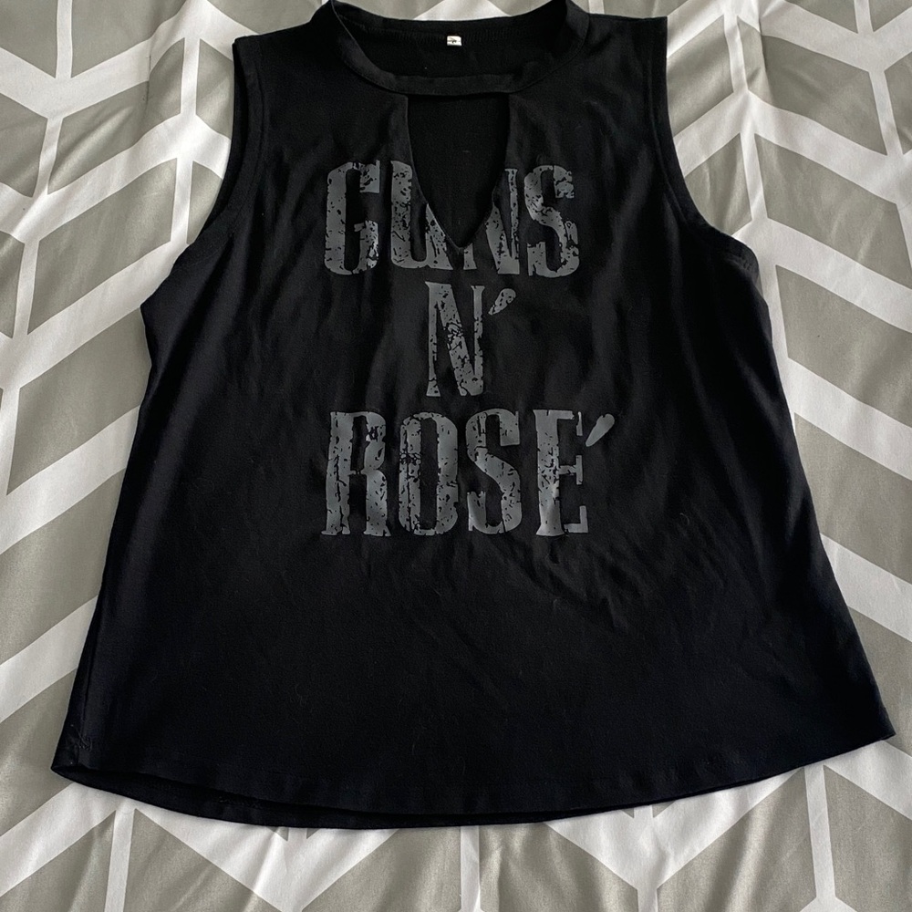 Black Graphic Sleeveless Top